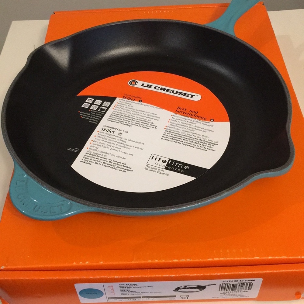 NWT Le Creuset 11.75” Cast Iron Skillet Turquoise / Blue - Picture 9 of 10